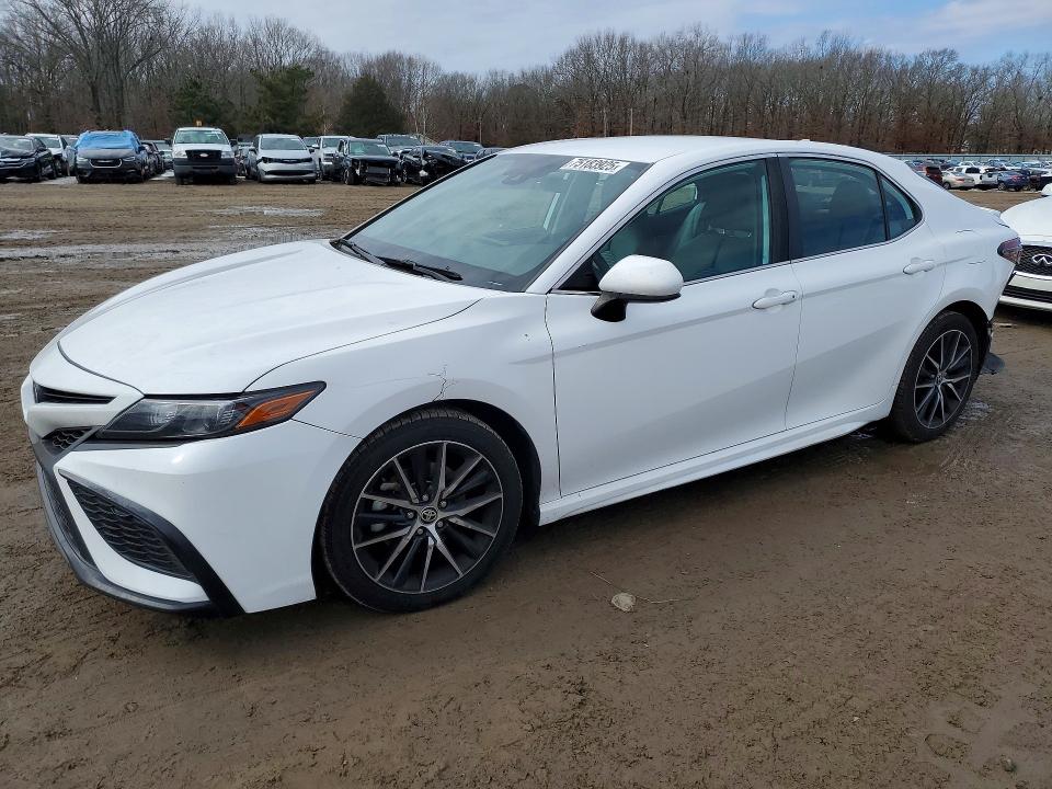 2021 TOYOTA CAMRY — VIN 4T1G11AK6MU551271