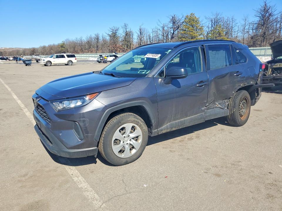 2019 TOYOTA RAV4 — VIN JTMF1RFV1KD010045