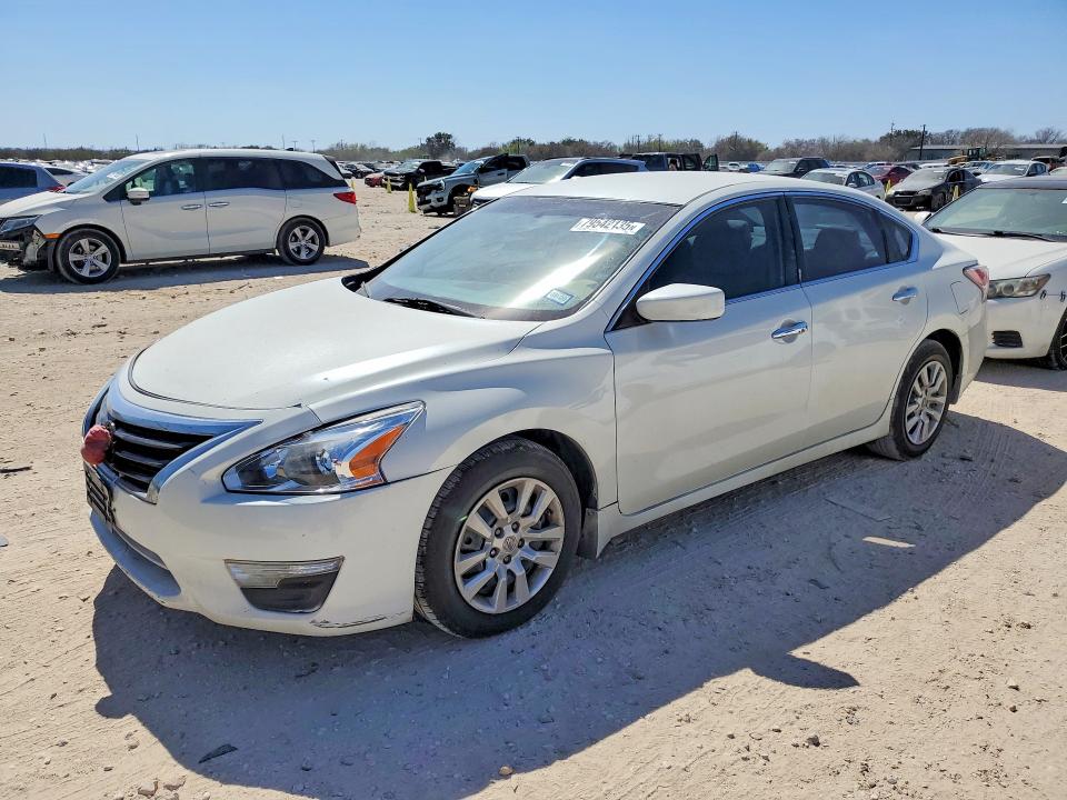2015 NISSAN ALTIMA — VIN 1N4AL3AP9FC592116