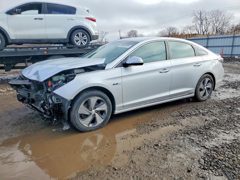2016 HYUNDAI SONATA HYB — VIN KMHE34L15GA009690