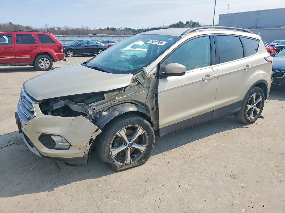 2017 FORD ESCAPE — VIN 1FMCU9GD6HUA76675