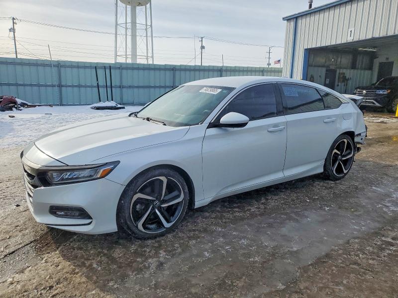 2018 HONDA ACCORD — VIN 1HGCV1F38JA166639