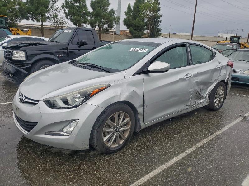 2016 HYUNDAI ELANTRA SE — VIN 5NPDH4AE3GH660686