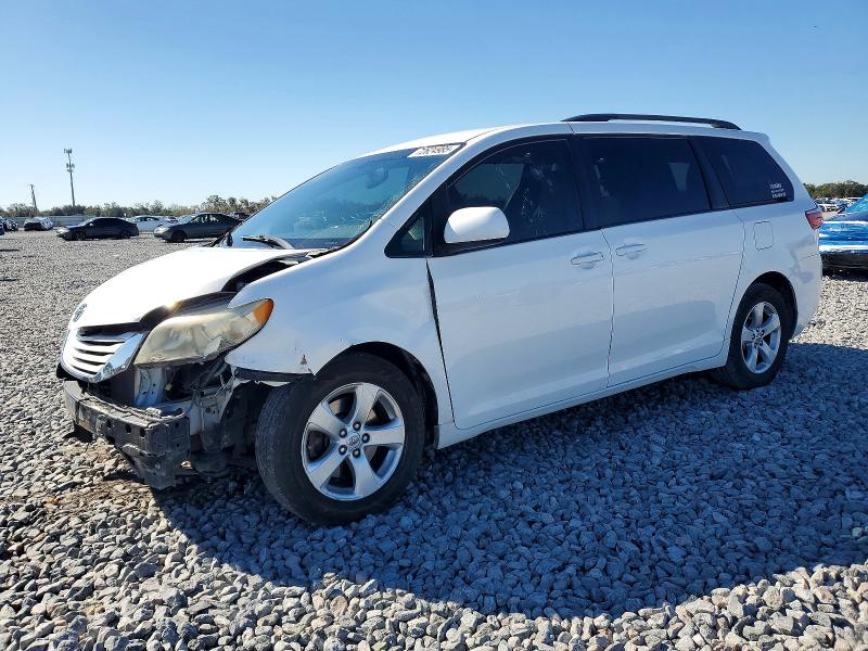 2016 TOYOTA SIENNA — VIN 5TDKK3DC1GS717488