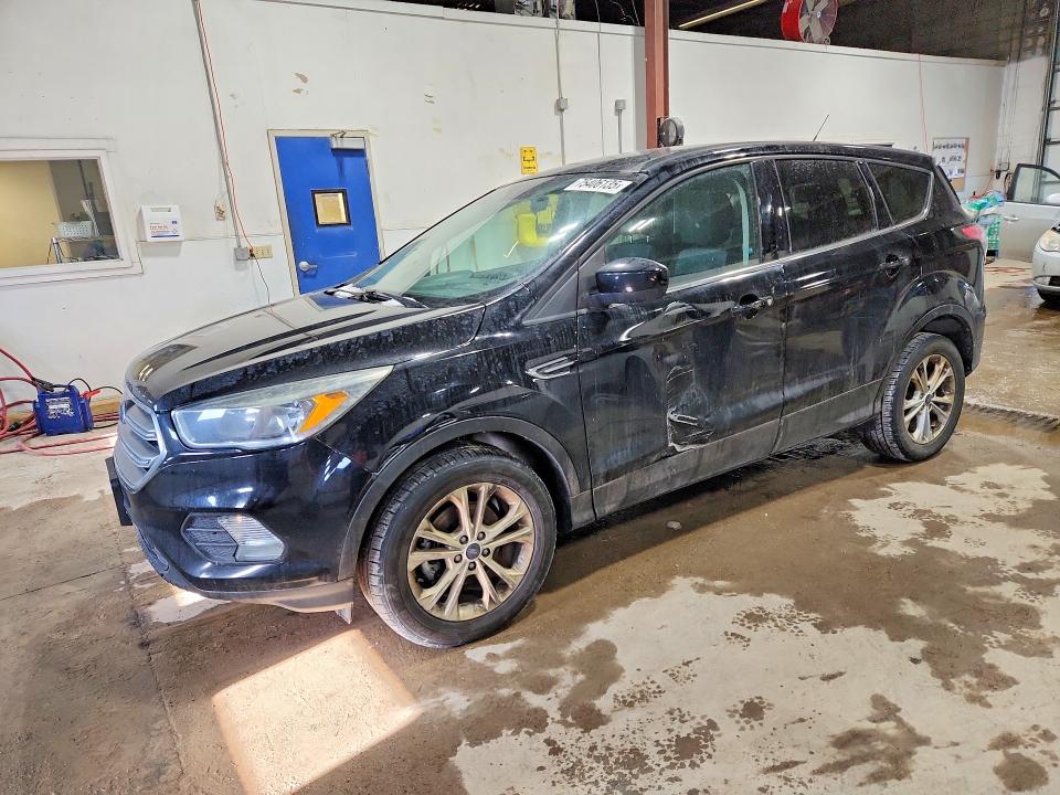 2017 FORD ESCAPE SE — VIN 1FMCU0GD1HUB59670