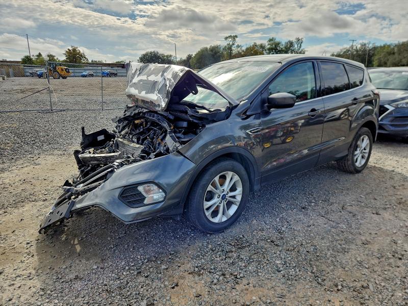 2017 FORD ESCAPE SE — VIN 1FMCU0GD0HUE89574