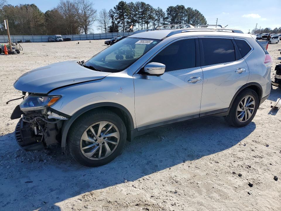 2015 NISSAN ROGUE — VIN 5N1AT2MT1FC777673