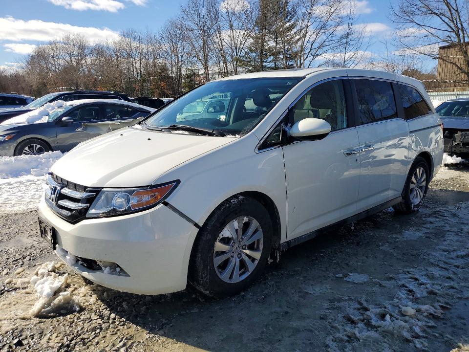 2015 HONDA ODYSSEY — VIN 5FNRL5H62FB118646