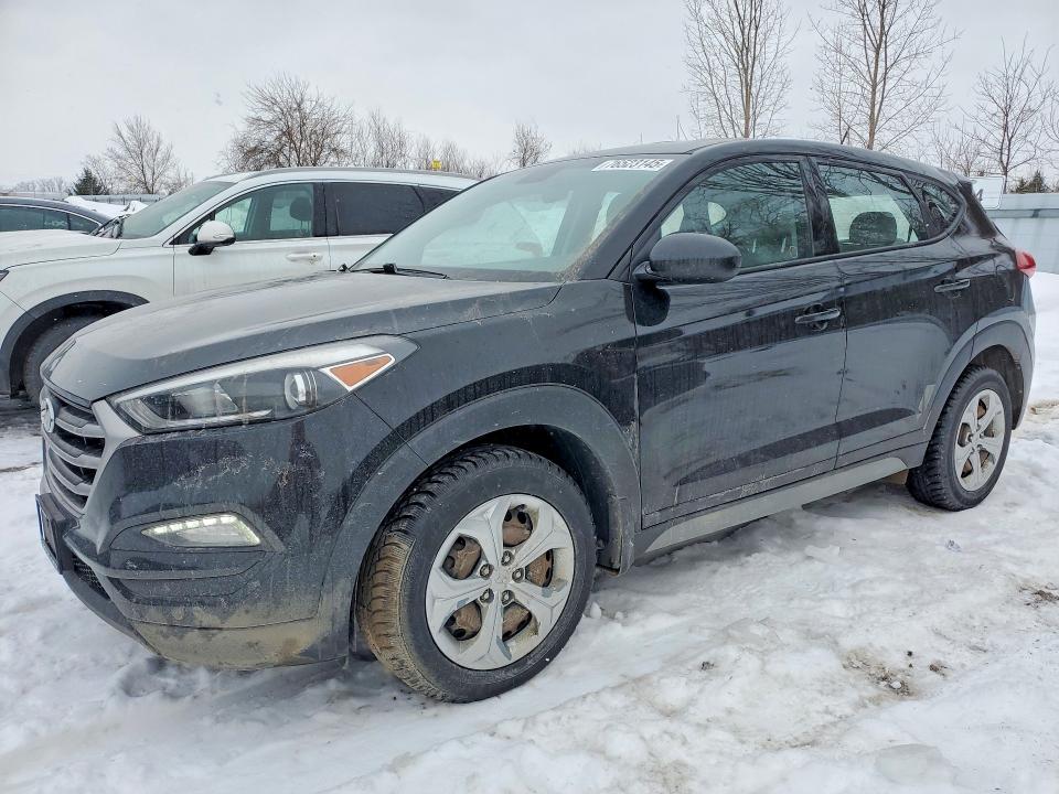 2017 HYUNDAI TUCSON — VIN KM8J2CA47HU427922