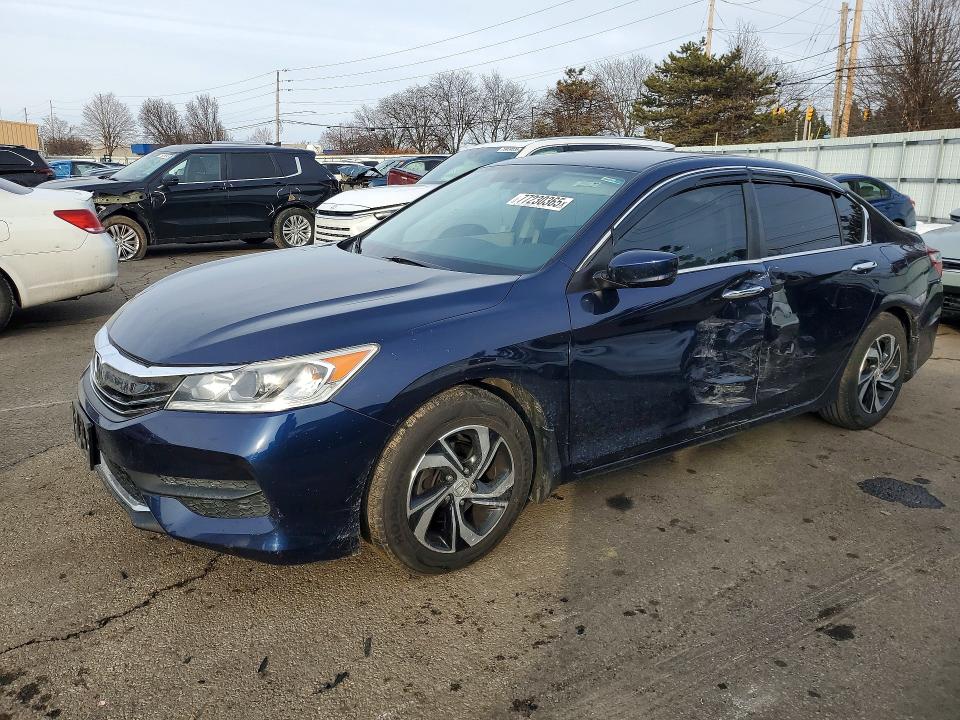 2017 HONDA ACCORD — VIN 1HGCR2F37HA107330