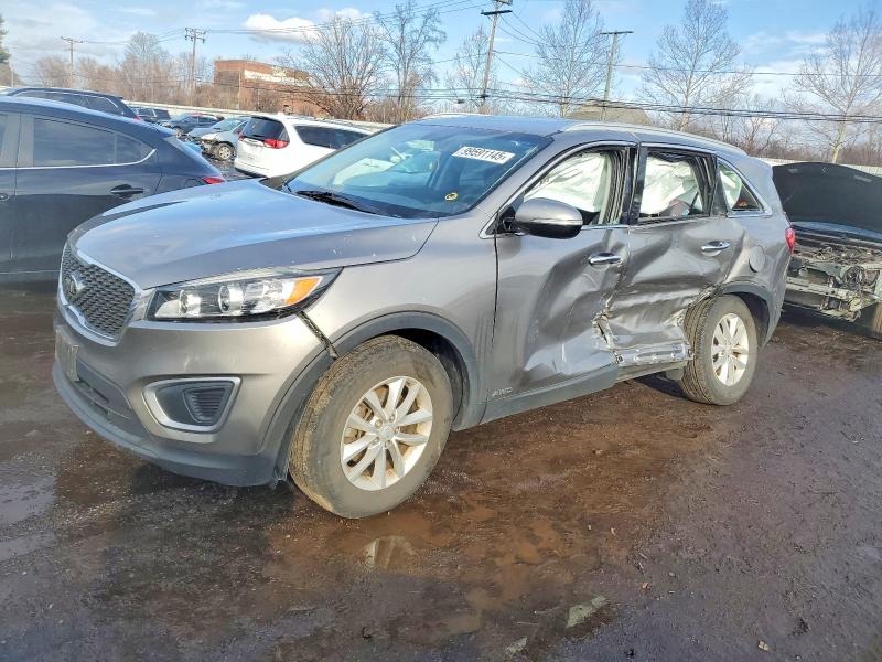 2017 KIA SORENTO LX — VIN 5XYPGDA34HG250325