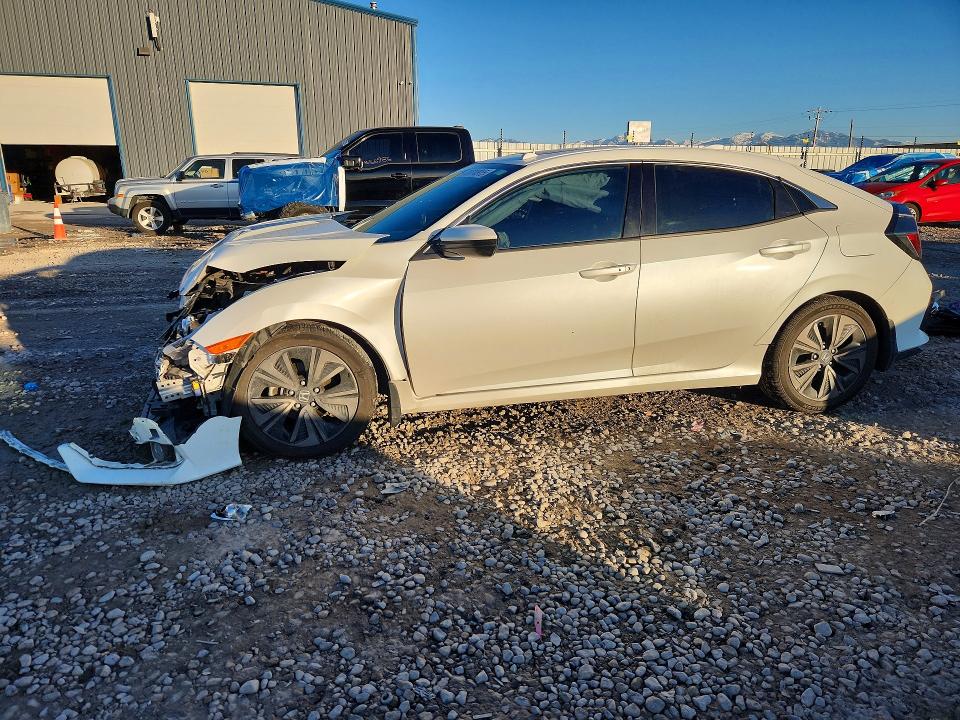 2017 HONDA CIVIC — VIN SHHFK7H55HU233686