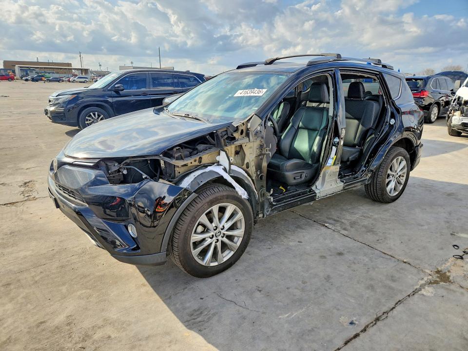 2017 TOYOTA RAV4 — VIN 2T3DFREV8HW643292
