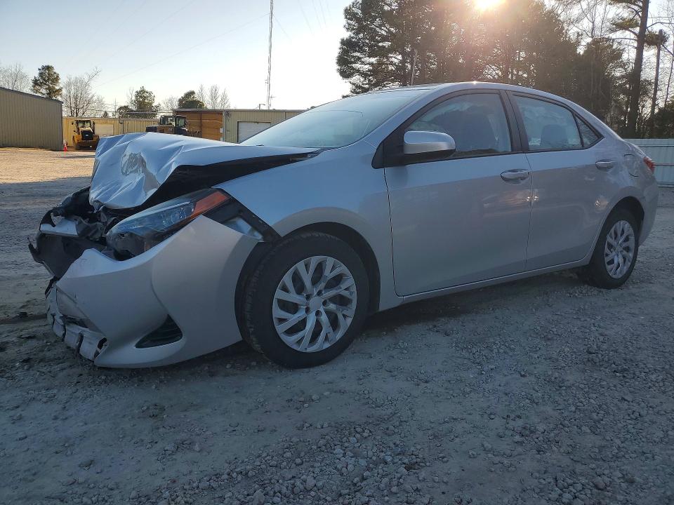 2018 TOYOTA COROLLA — VIN 2T1BURHE8JC972311