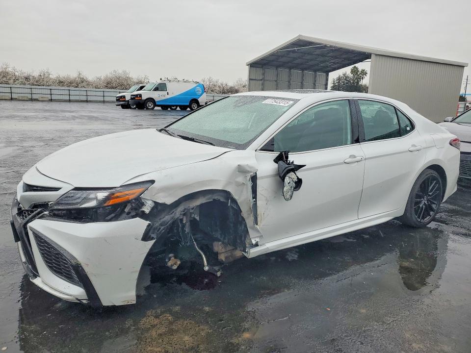 2024 TOYOTA CAMRY HYBRID — VIN 4T1K31AK2RU629511