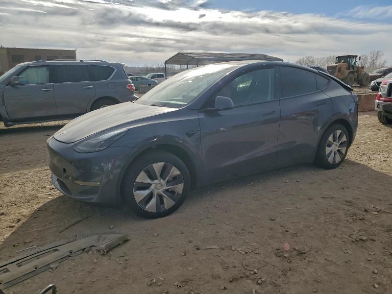 2023 TESLA MODEL Y — VIN 7SAYGDEDXPF940421