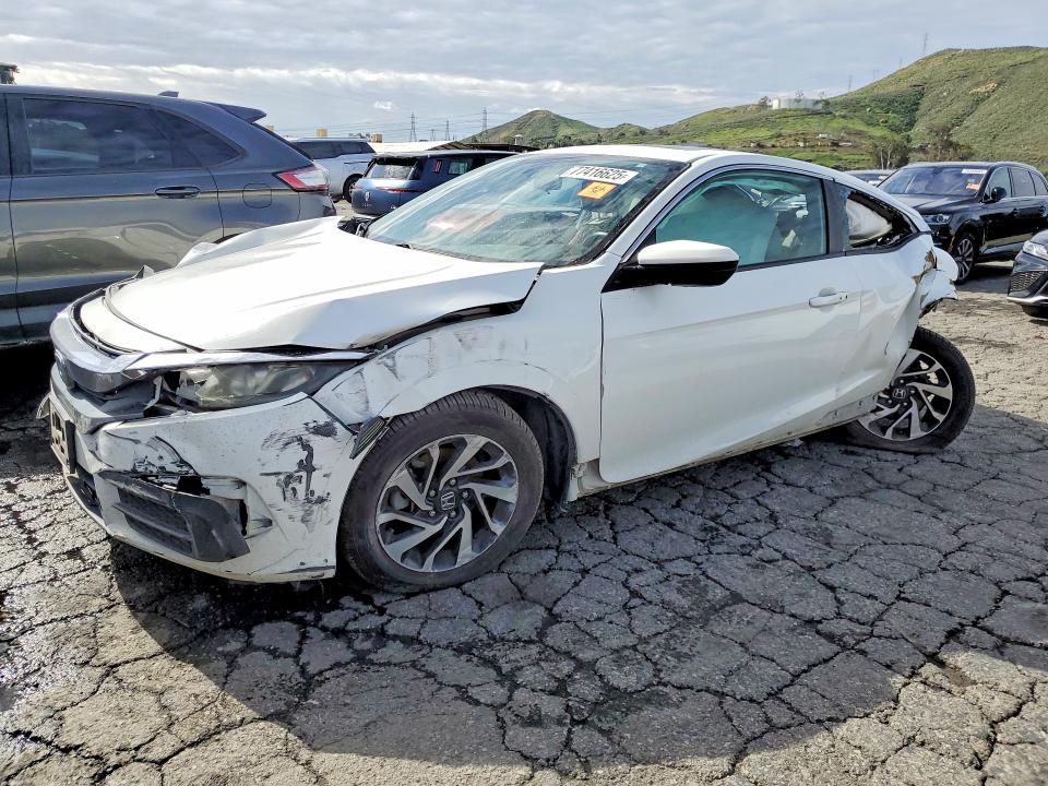 2016 HONDA CIVIC — VIN 2HGFC4B01GH304239