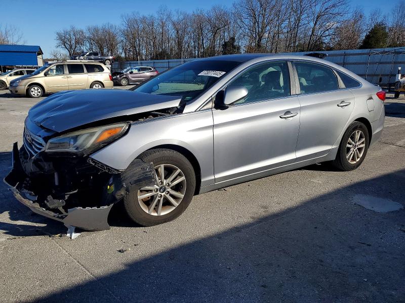 2016 HYUNDAI SONATA SE — VIN 5NPE24AF7GH375679