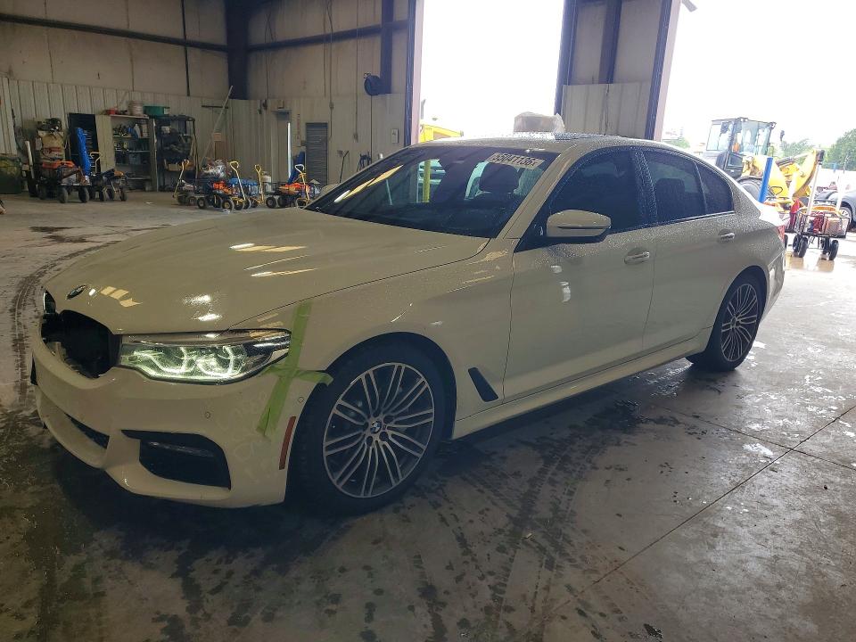 2017 BMW 540 — VIN WBAJE5C51HG477661