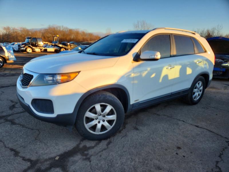 2013 KIA SORENTO LX — VIN 5XYKTDA27DG367081