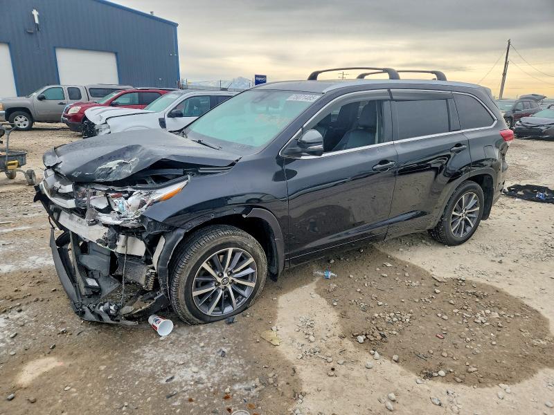 2018 TOYOTA HIGHLANDER — VIN 5TDJZRFH0JS545674