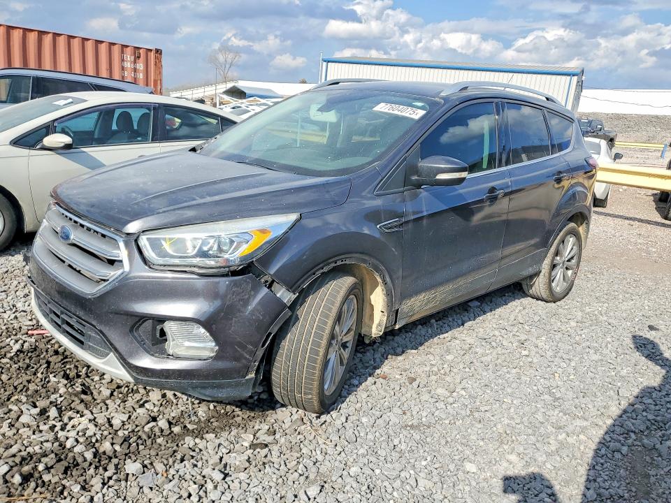 2017 FORD ESCAPE — VIN 1FMCU0JD3HUE29197