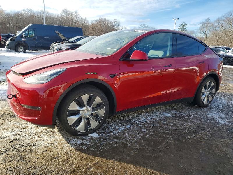 2022 TESLA MODEL Y — VIN 7SAYGAEE8NF453741