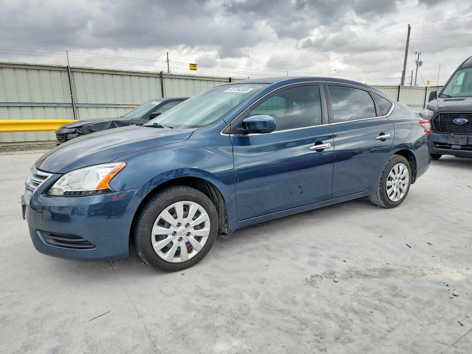 2015 NISSAN SENTRA — VIN 3N1AB7AP8FL696625