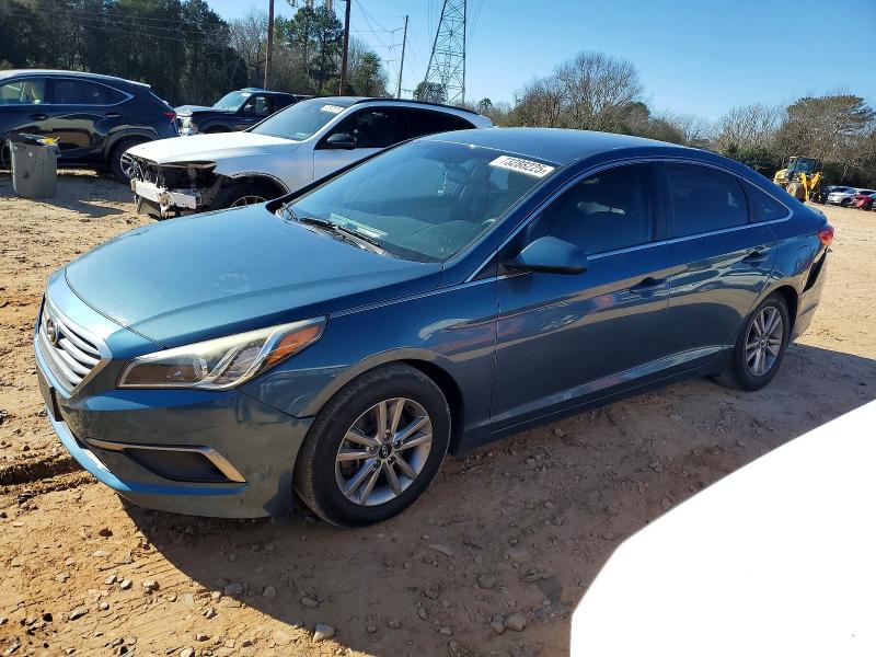 2016 HYUNDAI SONATA SE — VIN 5NPE24AF0GH375166