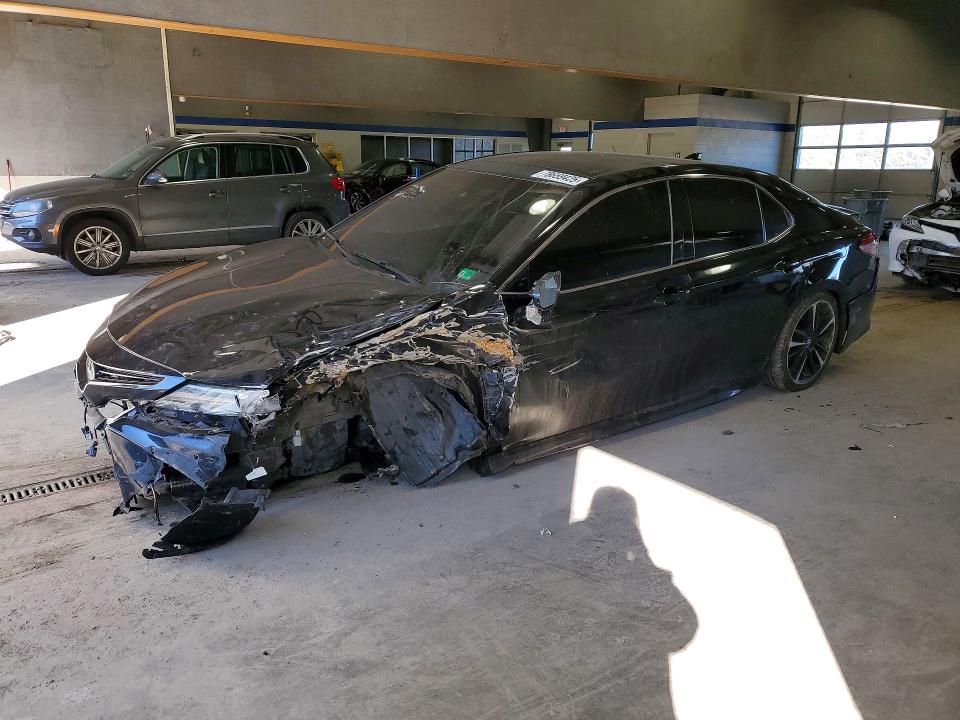 2019 TOYOTA CAMRY — VIN 4T1B61HK2KU210111