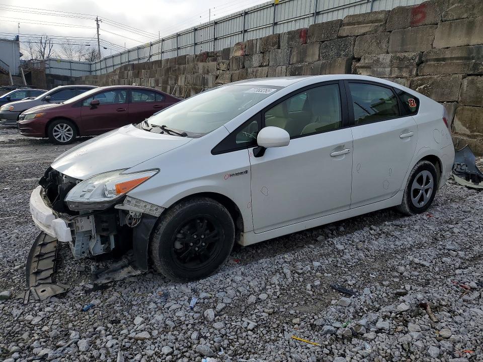 2015 TOYOTA PRIUS — VIN JTDKN3DU9F0430854