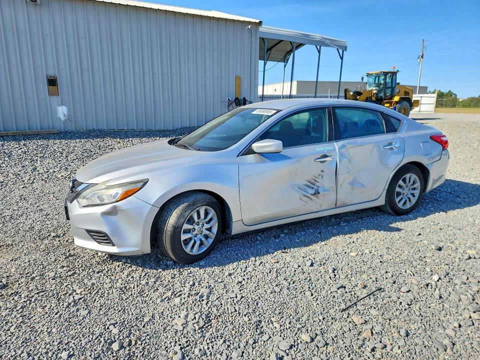 2017 NISSAN ALTIMA — VIN 1N4AL3AP6HC160165
