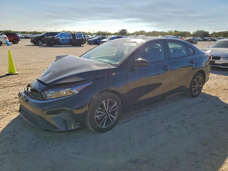 2024 KIA FORTE LX — VIN 3KPF24AD9RE732175