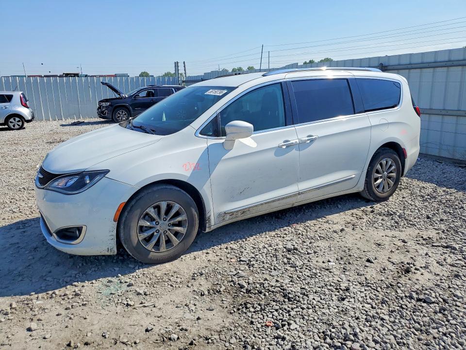 2018 CHRYSLER PACIFICA — VIN 2C4RC1BG5JR120110