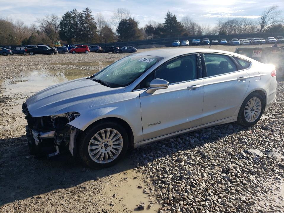 2016 FORD FUSION — VIN 3FA6P0LU8GR330554