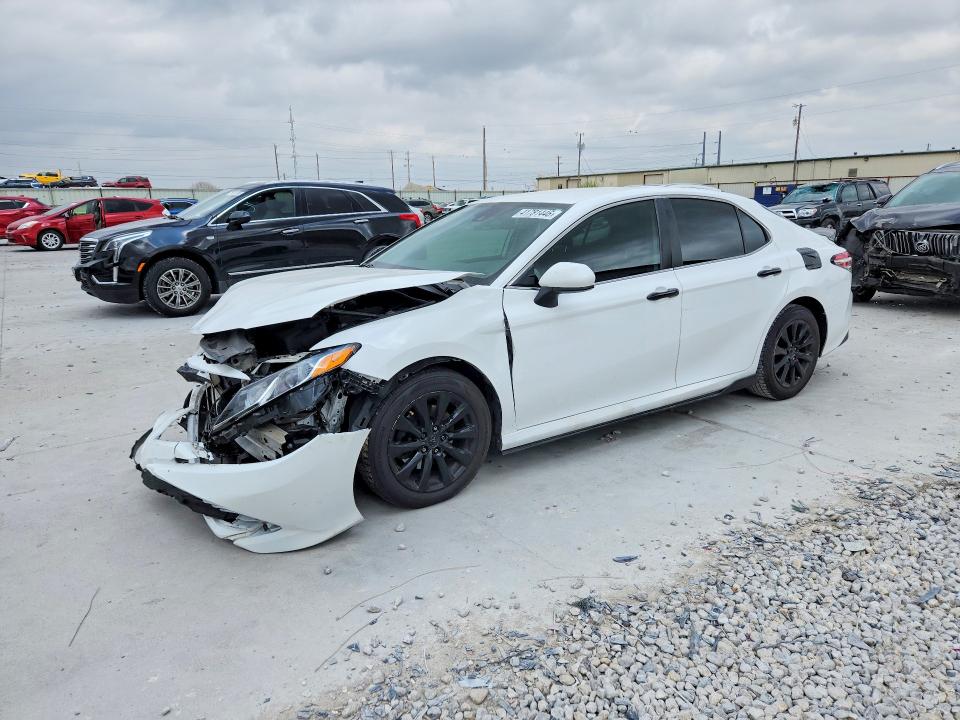 2020 TOYOTA CAMRY — VIN 4T1C11AK8LU977511