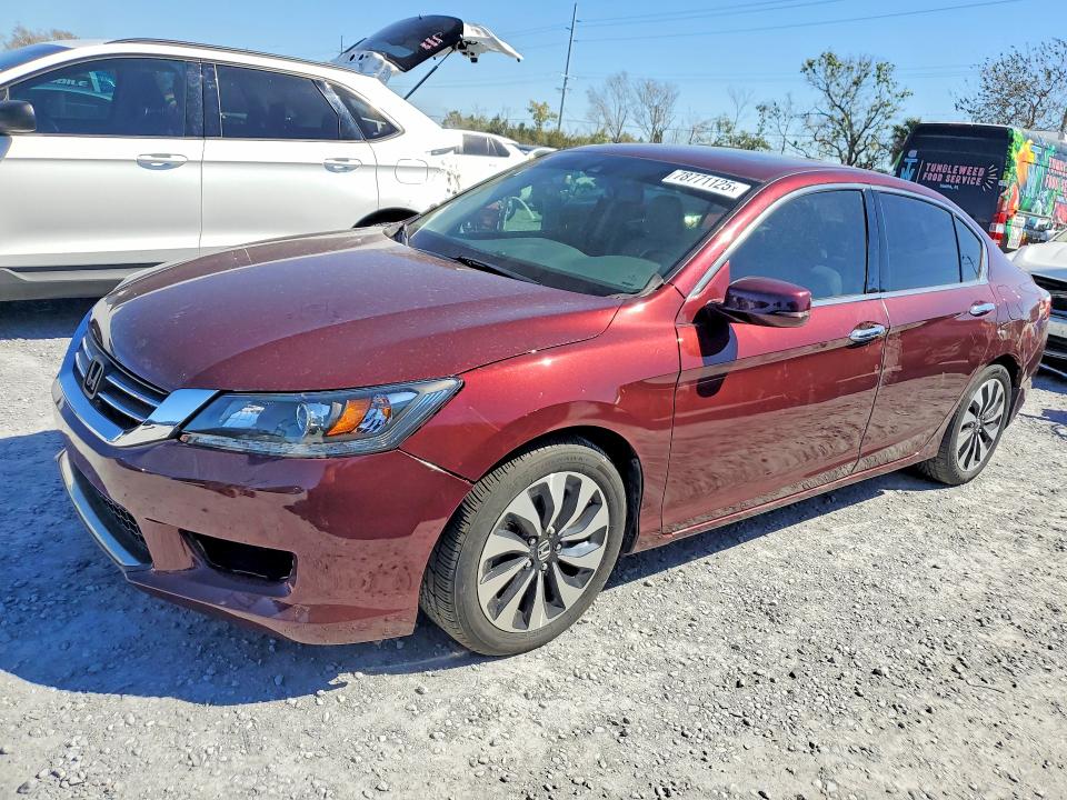 2015 HONDA ACCORD — VIN 1HGCR6F52FA011837