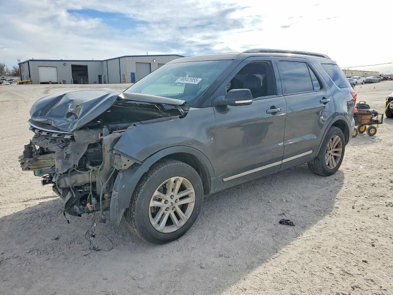 2017 FORD EXPLORER — VIN 1FM5K7DH2HGA78769