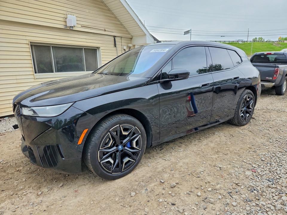 2024 BMW IX — VIN WB523CF04RCR71180
