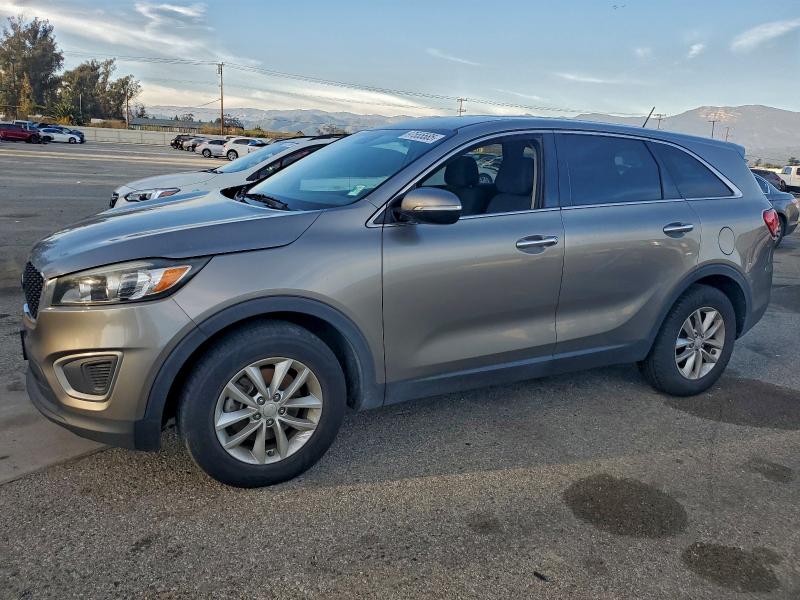 2016 KIA SORENTO — VIN 5XYPG4A36GG040209