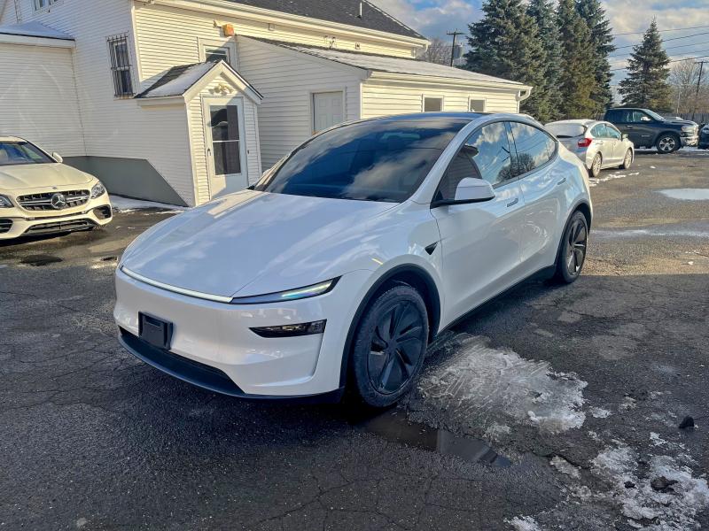 2026 TESLA MODEL Y — VIN 7SAYGDEE0TA388105