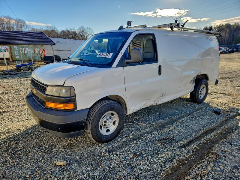 2019 CHEVROLET EXPRESS G2500 — VIN 1GCWGAFG8K1275080
