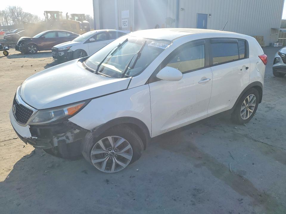 2016 KIA SPORTAGE — VIN KNDPB3AC6G7843379