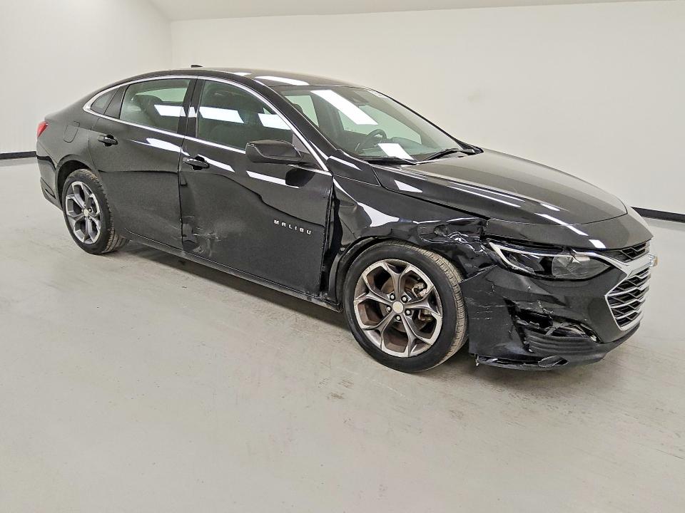 1G1ZD5ST6PF192556