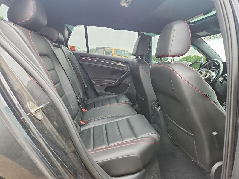 3VW547AU1HM070133