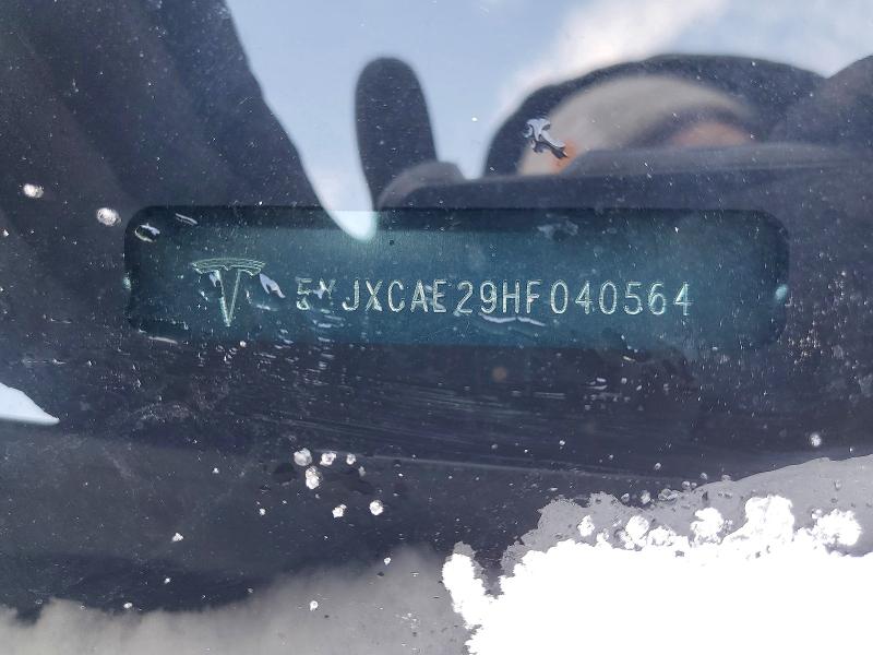 5YJXCAE29HF040564
