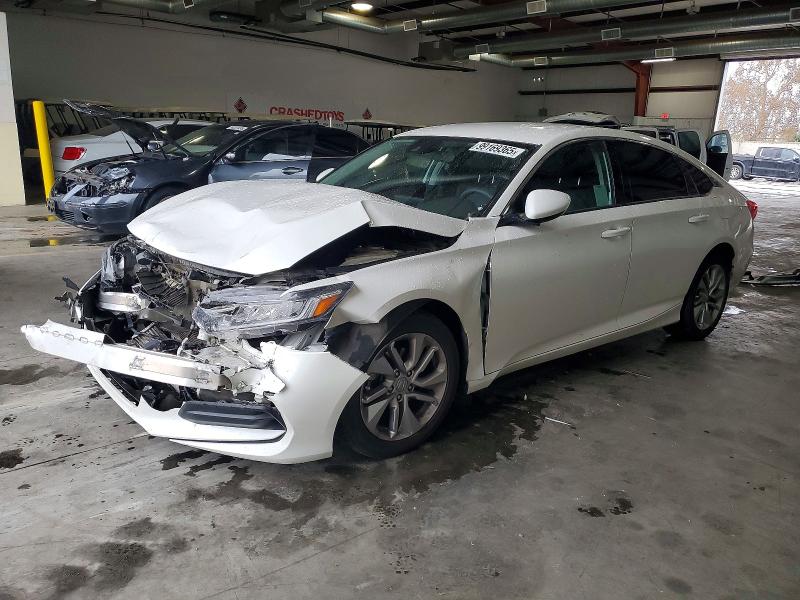2018 HONDA ACCORD — VIN 1HGCV1F17JA069625