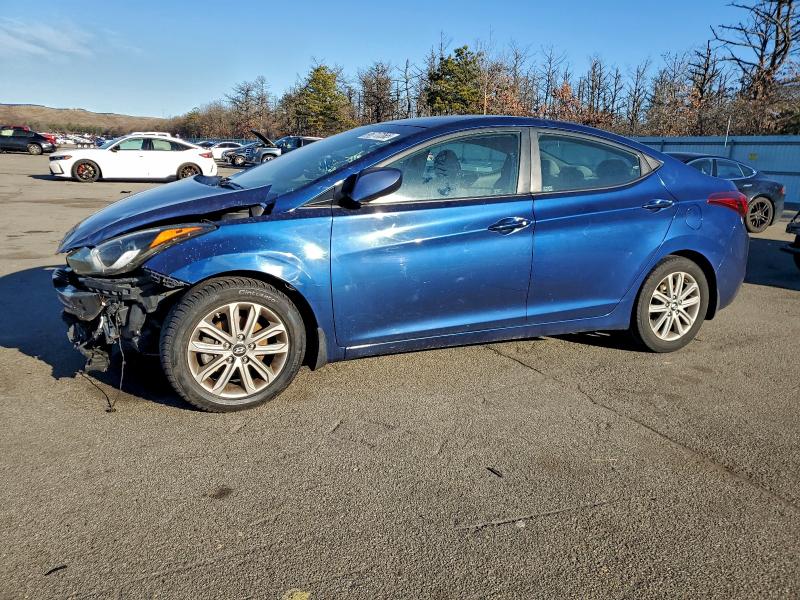 2015 HYUNDAI ELANTRA SE — VIN 5NPDH4AE1FH643898
