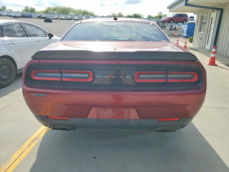 2C3CDZBT5JH199819
