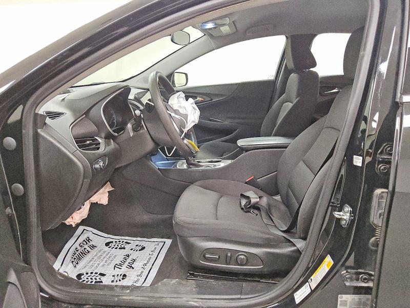 1G1ZD5ST6PF192556